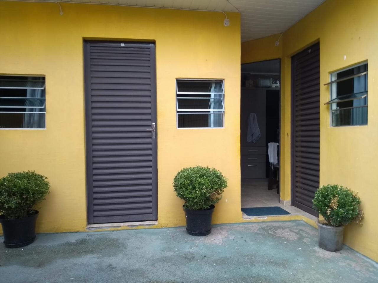 Celia Guest House Curitiba Luaran gambar
